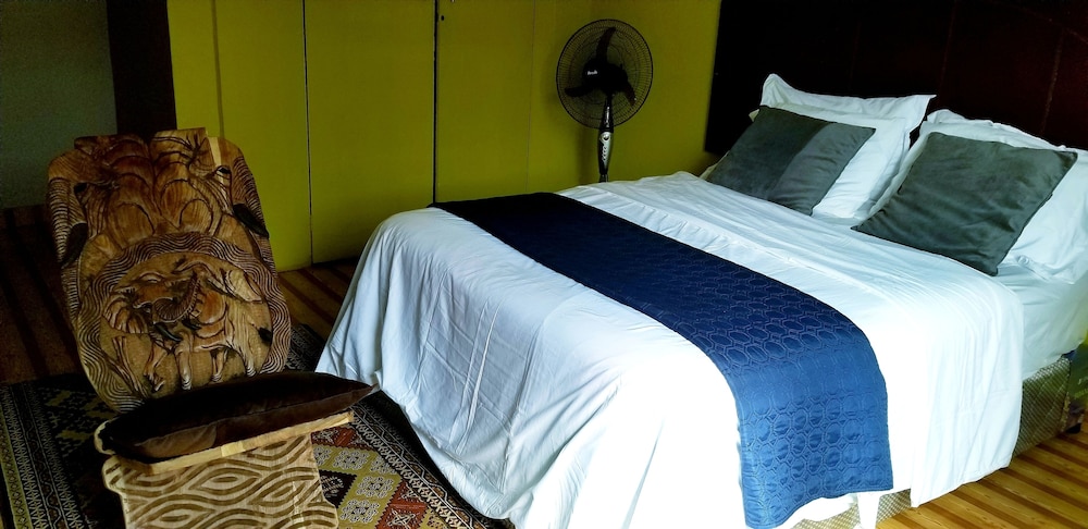 Exquisite Modern Apartment In Lusaka 18/47
