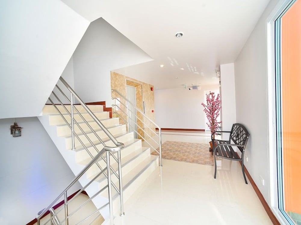 Parvena Hotel 37/64