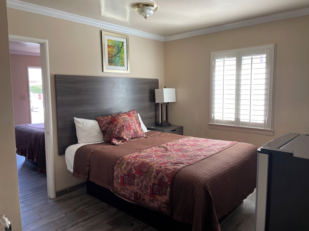 Holland Inn And Suites 20/51