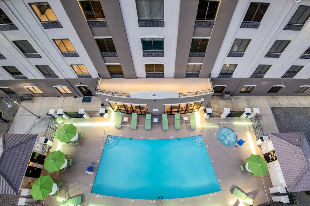 Holiday Inn Express Hotel Suites Yuma 5/79
