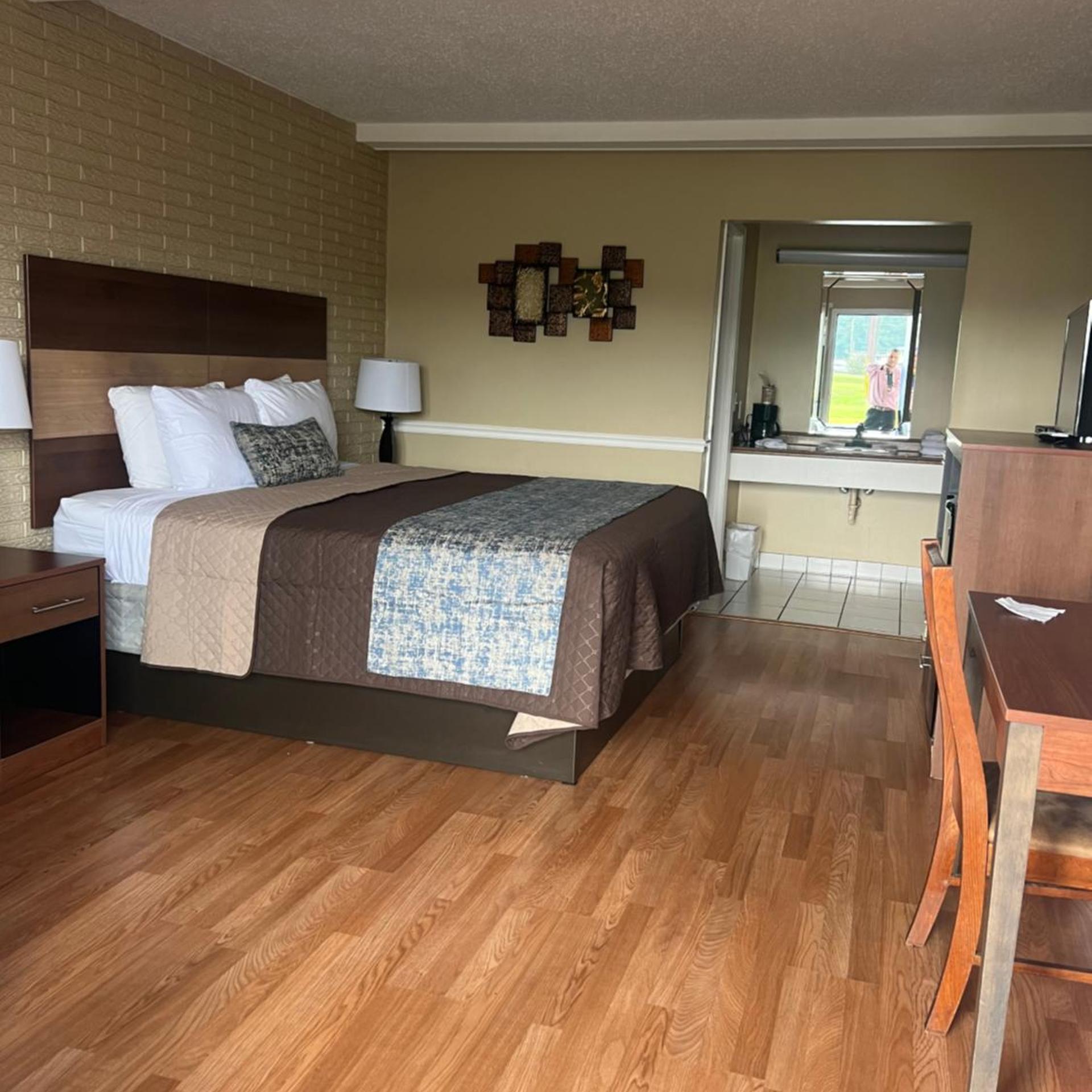 Towne Inn 15/50