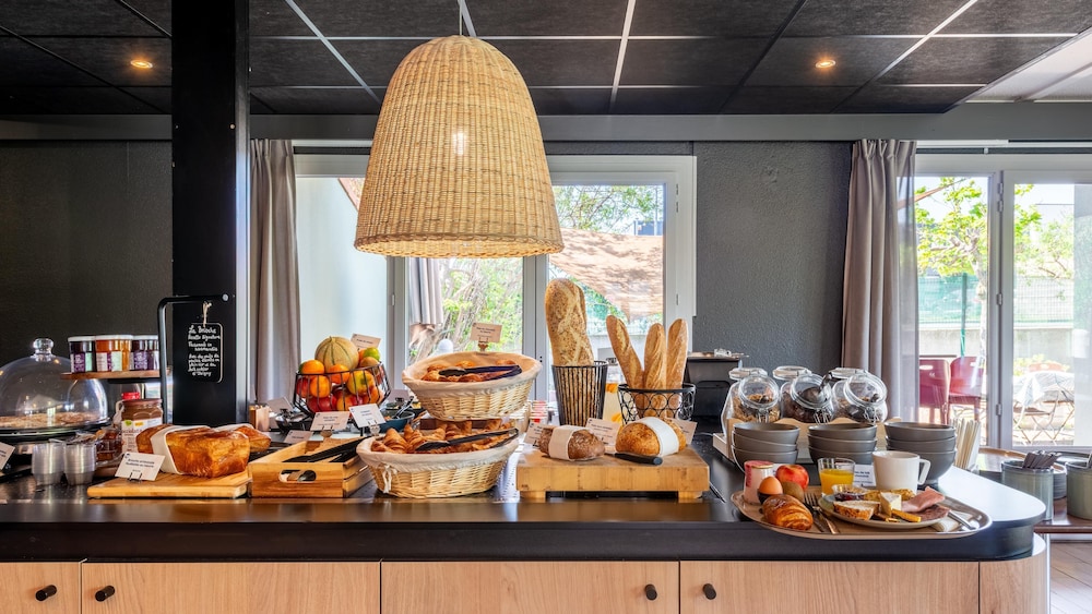Campanile Bordeaux Ouest Le Bouscat 29/64