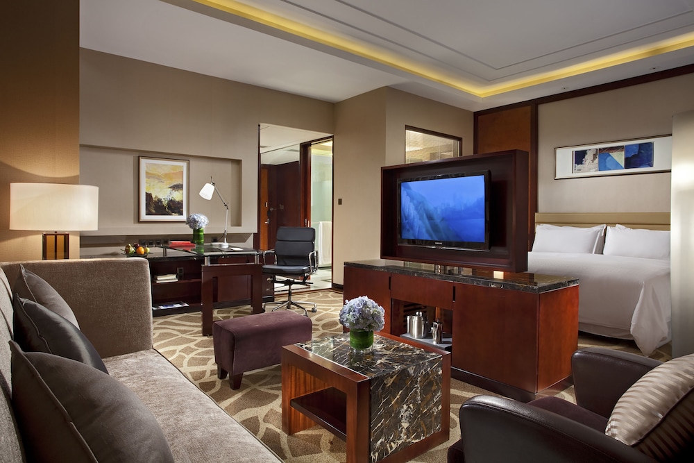 Crowne Plaza Tianjin Binhai Center 46/64