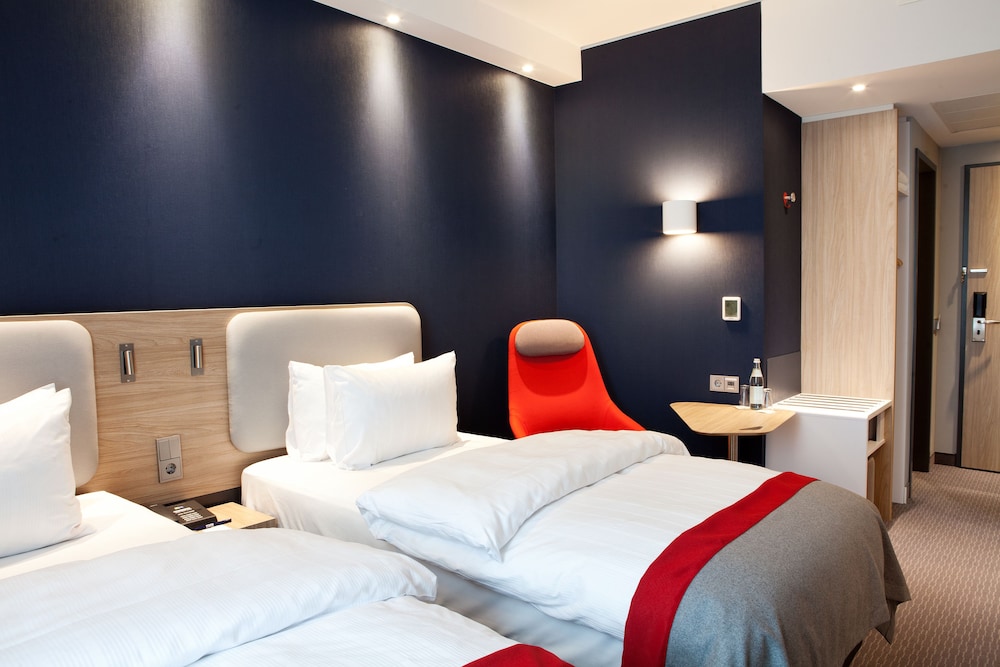 Holiday Inn Express Ringsheim 40/80