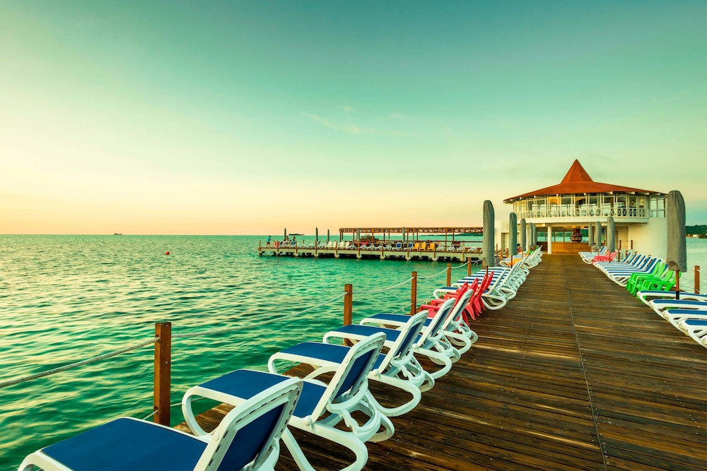 Decameron Aquarium - All Inclusive 6/41