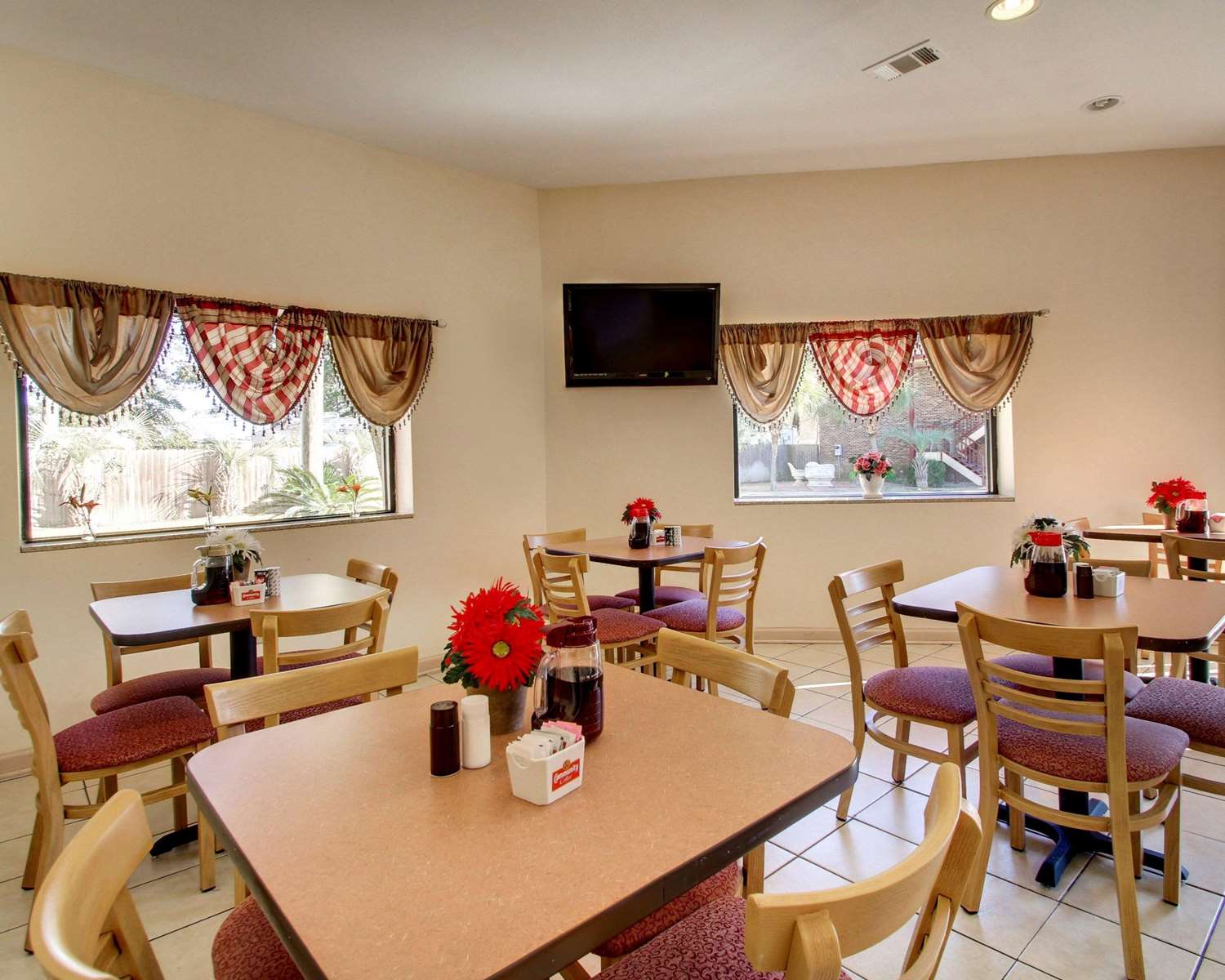 Twin Star Lodge Ex Econo Lodge Biloxi Beach North 27/33