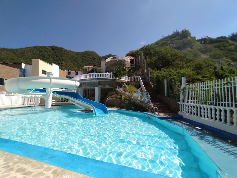 Hotel Cabanas Villa Roca, Rodadero 54/57