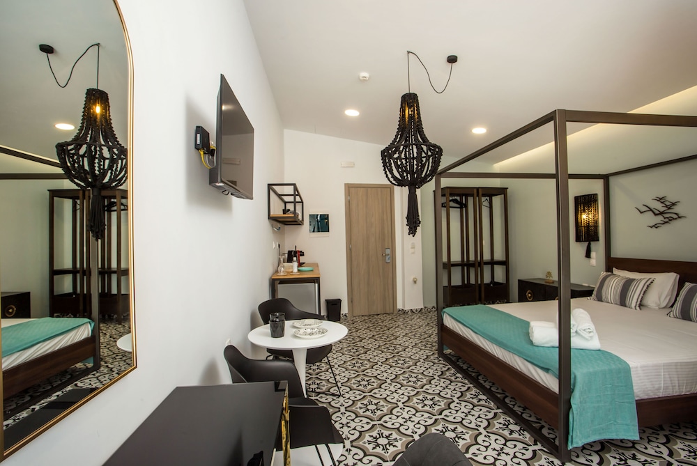 Marini Seaside Rhodes 44/72