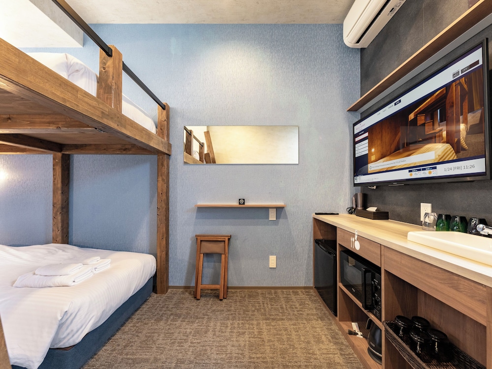 LOFT, STANDARD, QUADRUPLE