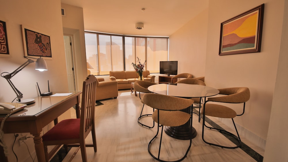 Torre de Alba Hotel Suites 59/68