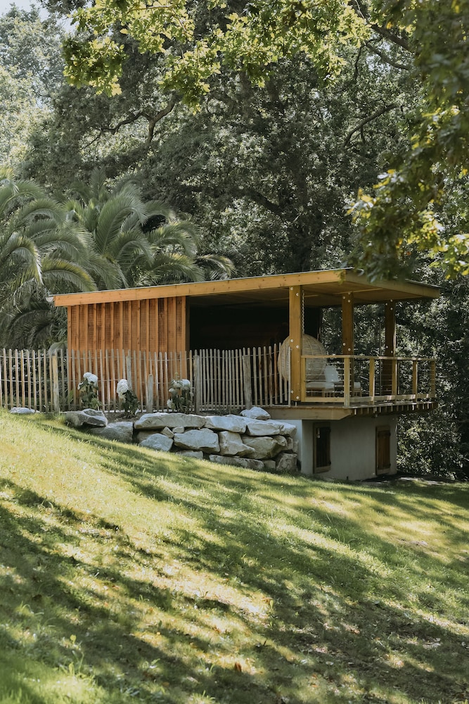 RELAIS DU SILENCE LES FRERES IBARBOURE - TABLE ET HOSTELLERIE 45/51