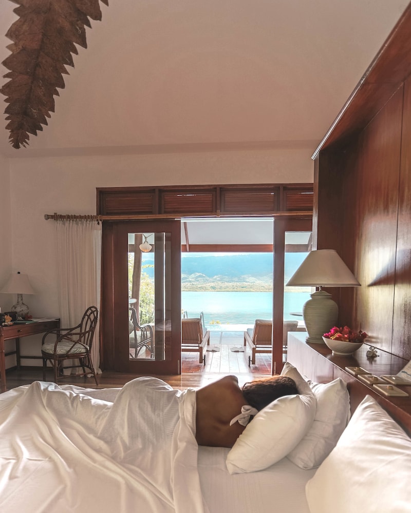 Badian Island Wellness Resort 9/50