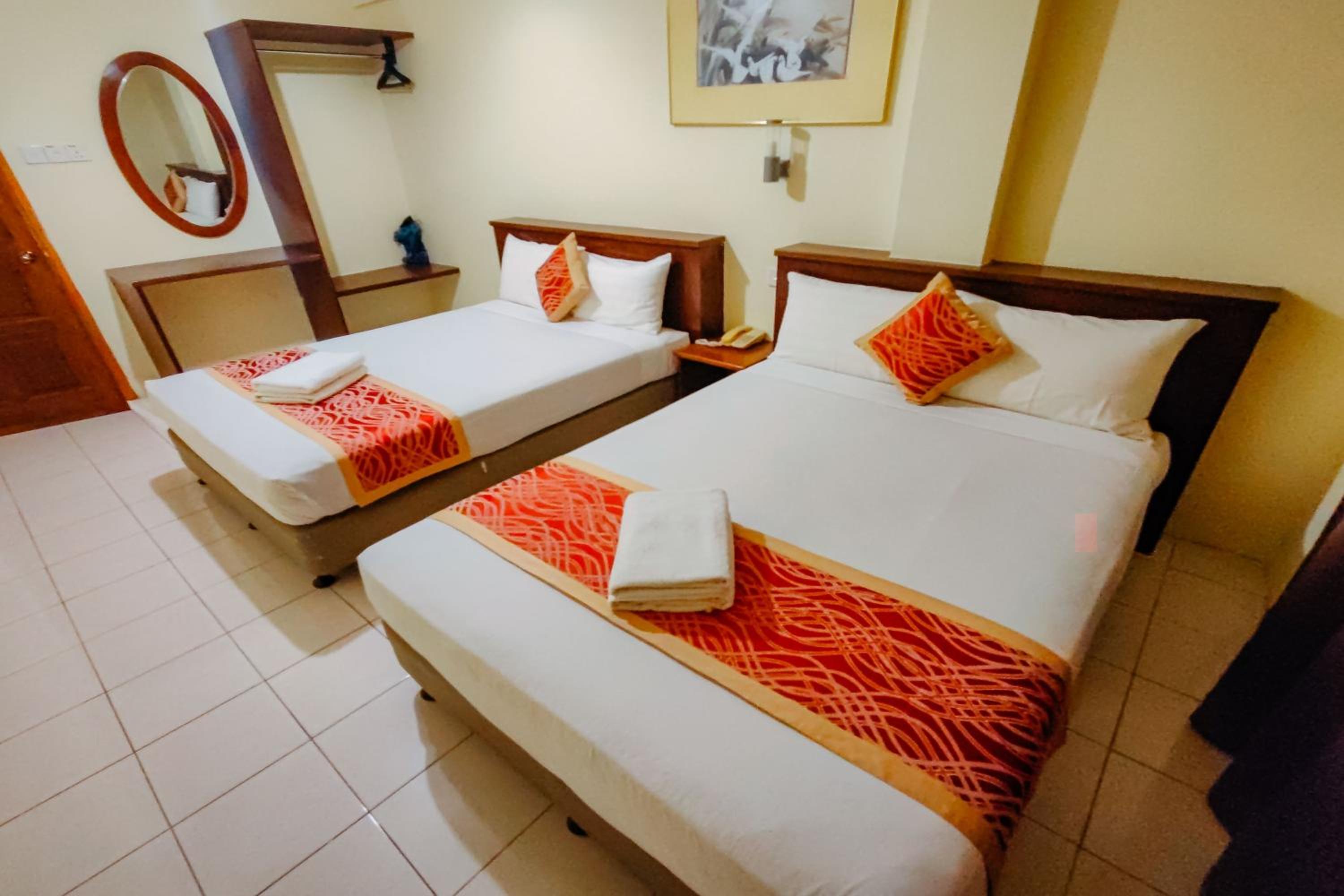 غرفة قياسية بسريرين كوين، Virgo Batik Resort 2/10