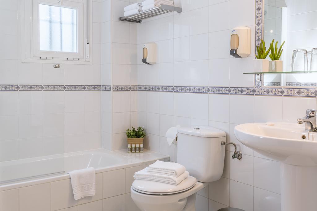 HOTEL LEFLET GRAN AVENIDA 16/16