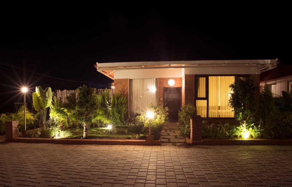 Sixth Element Luxury Resort 7/50