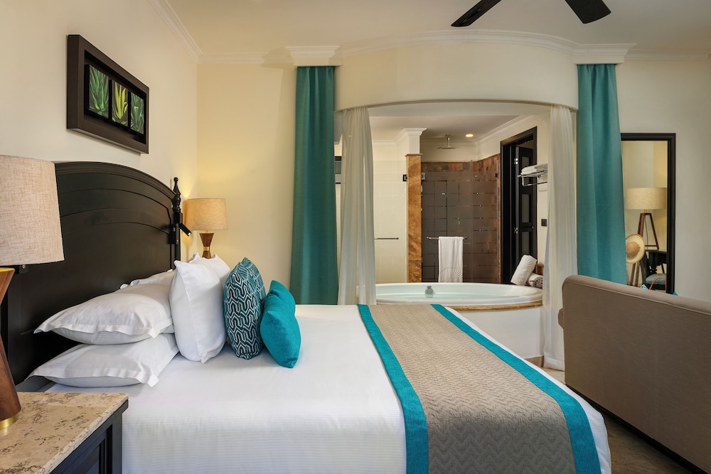SILVER, JUNIOR SUITE