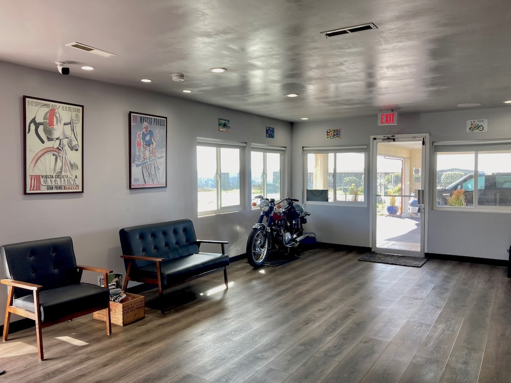 Coast Riders Inn 28/50