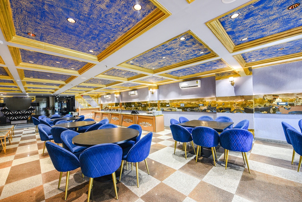 FabHotel Prime Apple Tree Residency, Sector 13 Dwarka, New Delhi 20/24