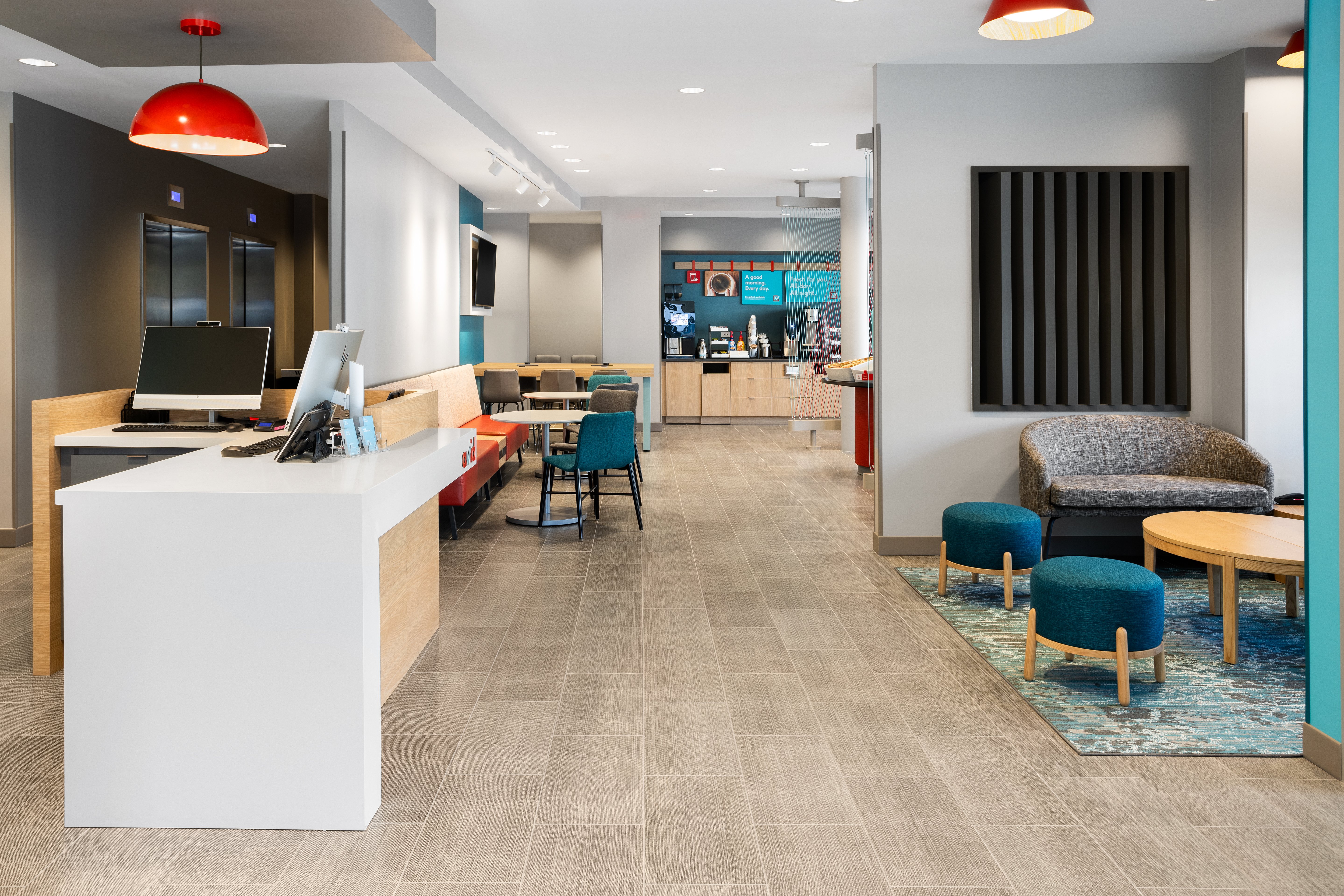avid hotels - Brooklyn Dyker Heights an IHG Hotel 16/35