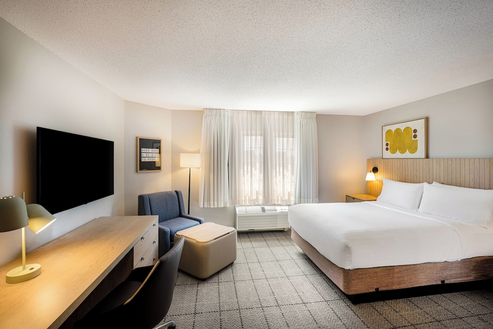 STUDIO, SUITE, QUEEN BED, ACCESSIBLE