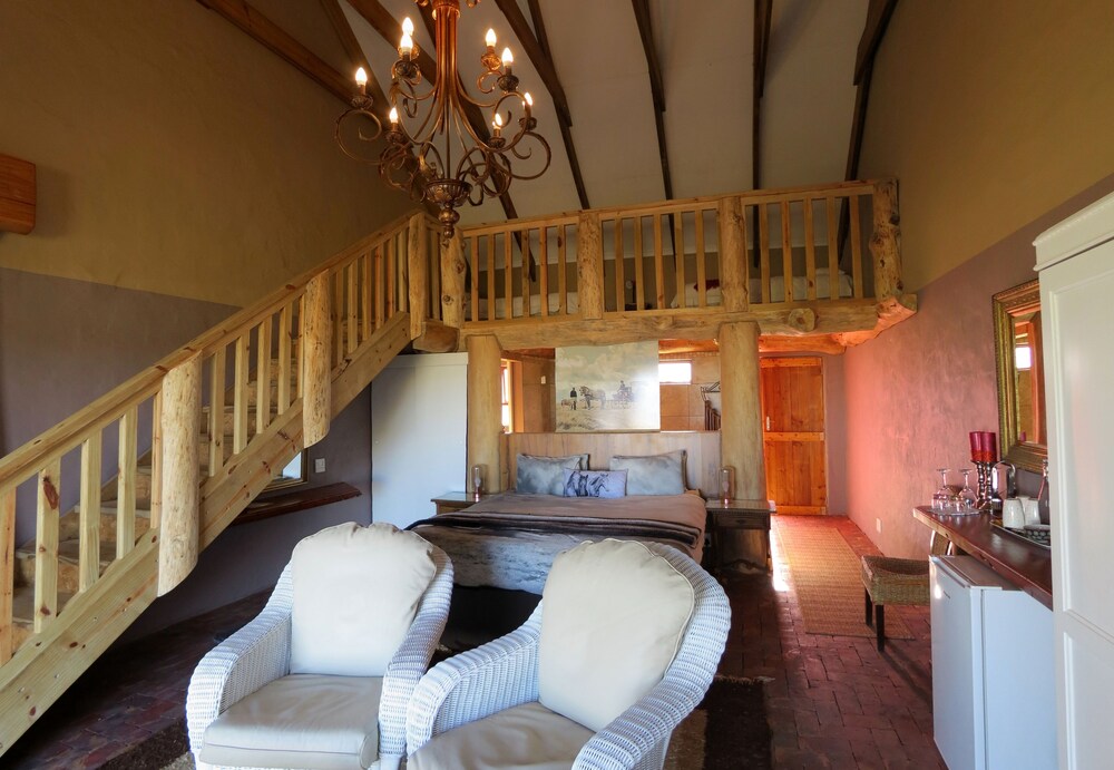 T'niqua Stable Inn 9/50