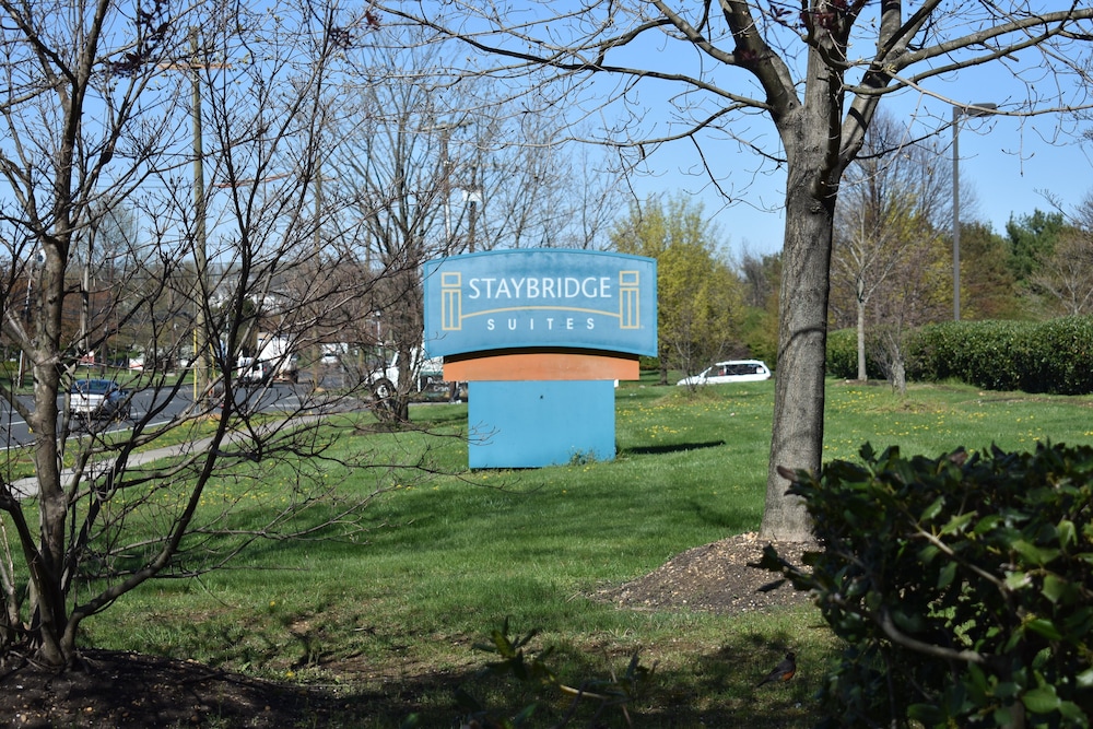 Staybridge Suites Cranbury-South Brunswick 73/75
