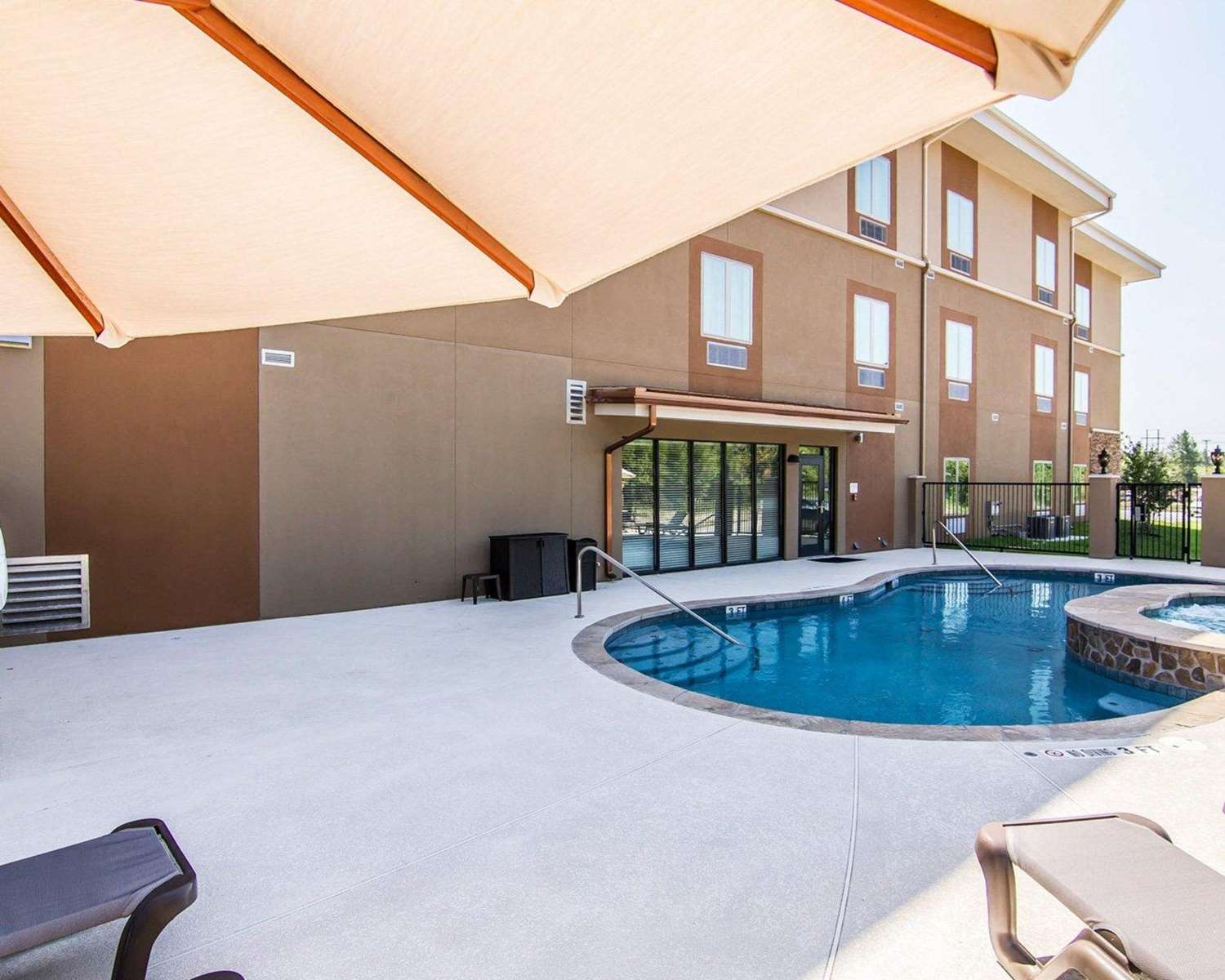 Mainstay Suites Lufkin 32/32