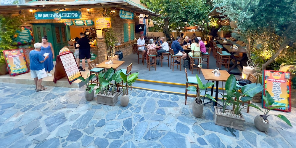 Hotel Kostis 26/32