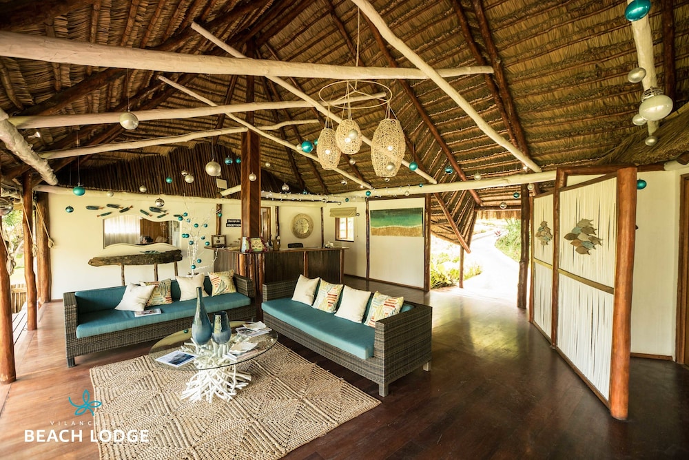 Vilanculos Beach Lodge T 30/50