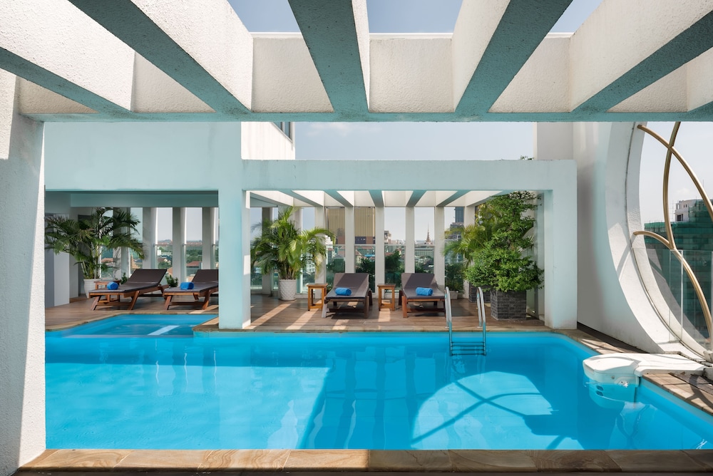 Phnom Penh Katari Hotel 38/73