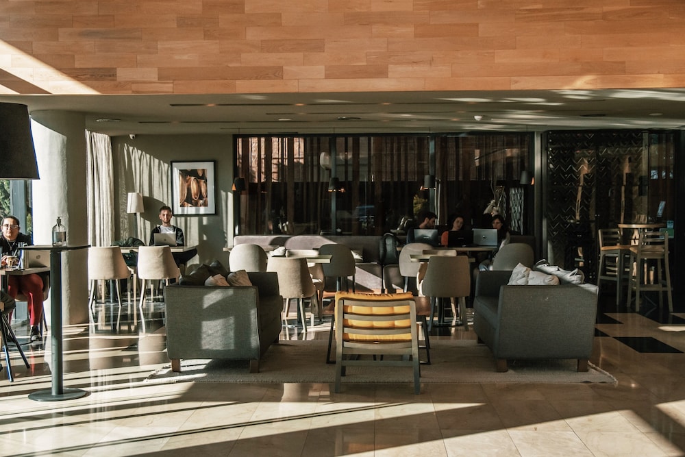 MULEN HOTEL TANDIL 45/61
