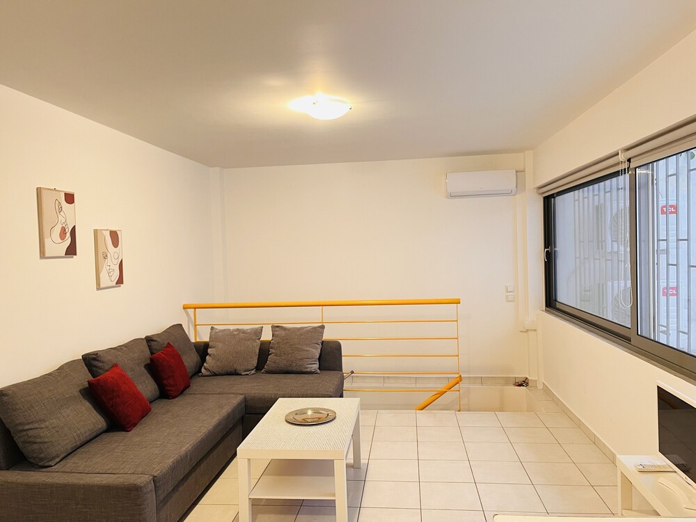 Elvita Apartments 22/50