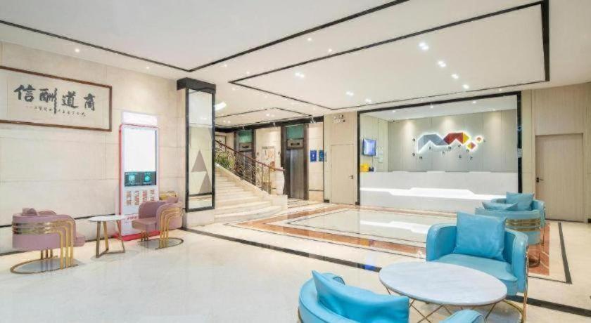 BORRMAN WANDA PLAZA Houjie Dongguan 20/45