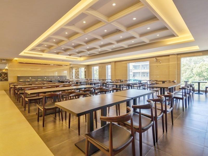 GreenTree Alliance Pudong New District Disneyland North Gate Hotel 42/42