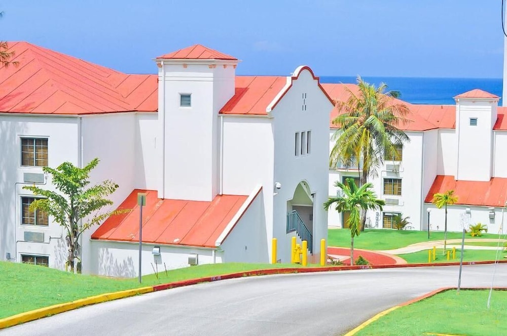 Garden Villa Hotel 52/60
