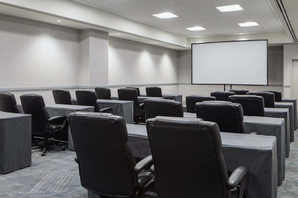 Hyatt Regency DFW International Airport 48/58