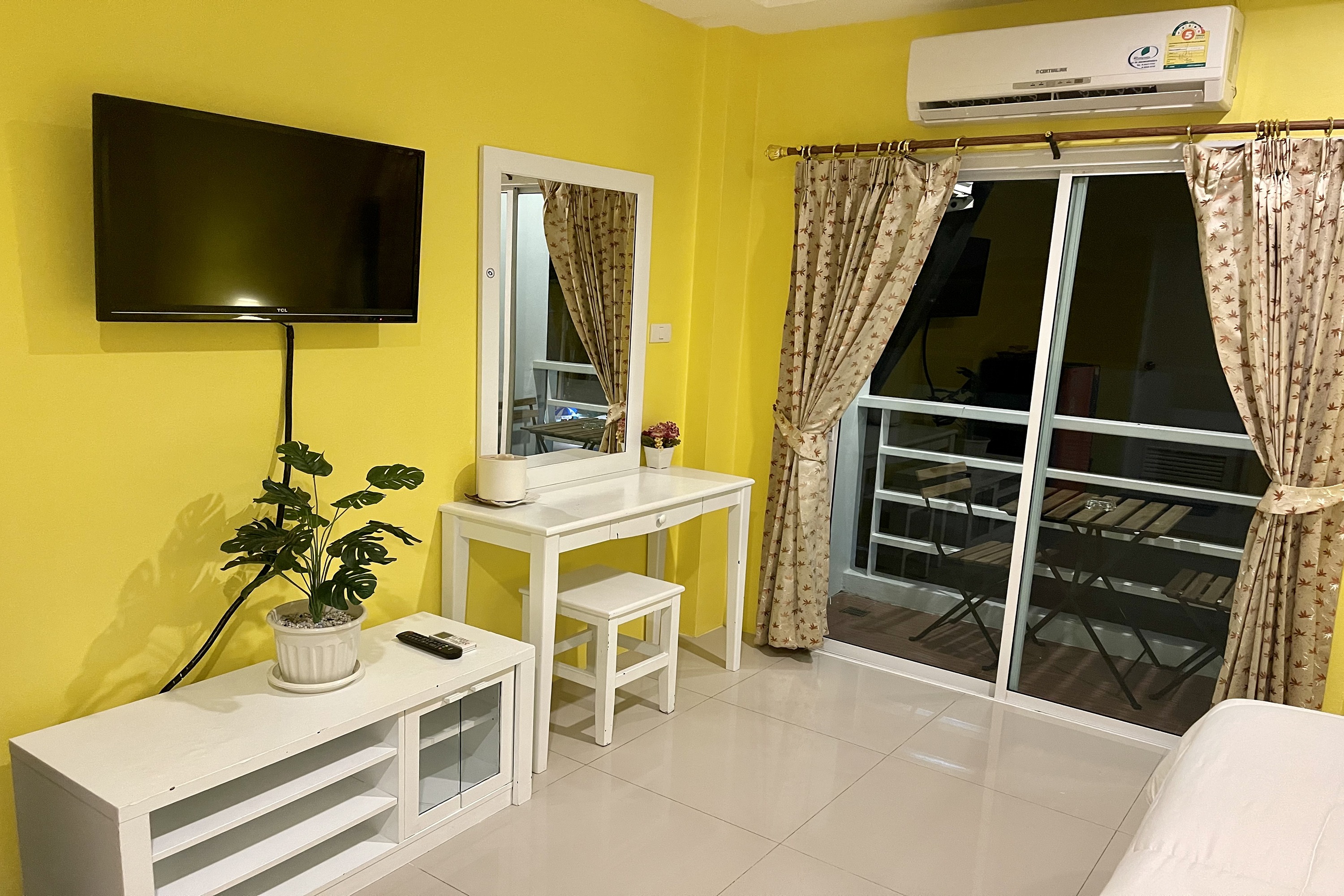 be rich hotel