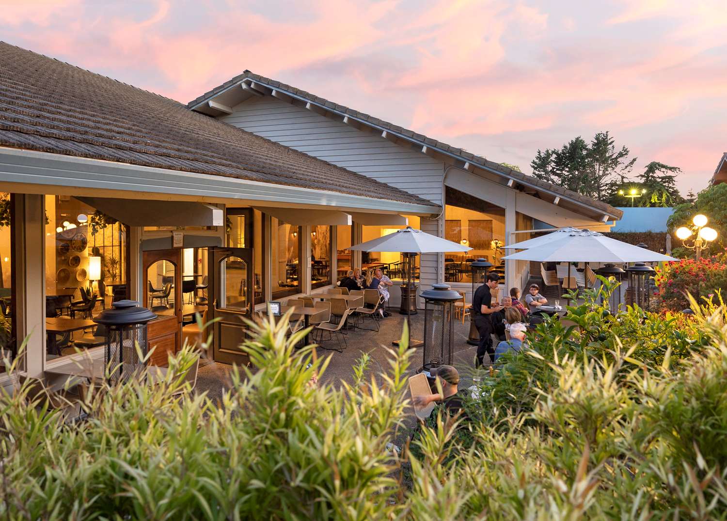Seacliff Inn Aptos, Tapestry Collection by Hilton in APTOS - CA