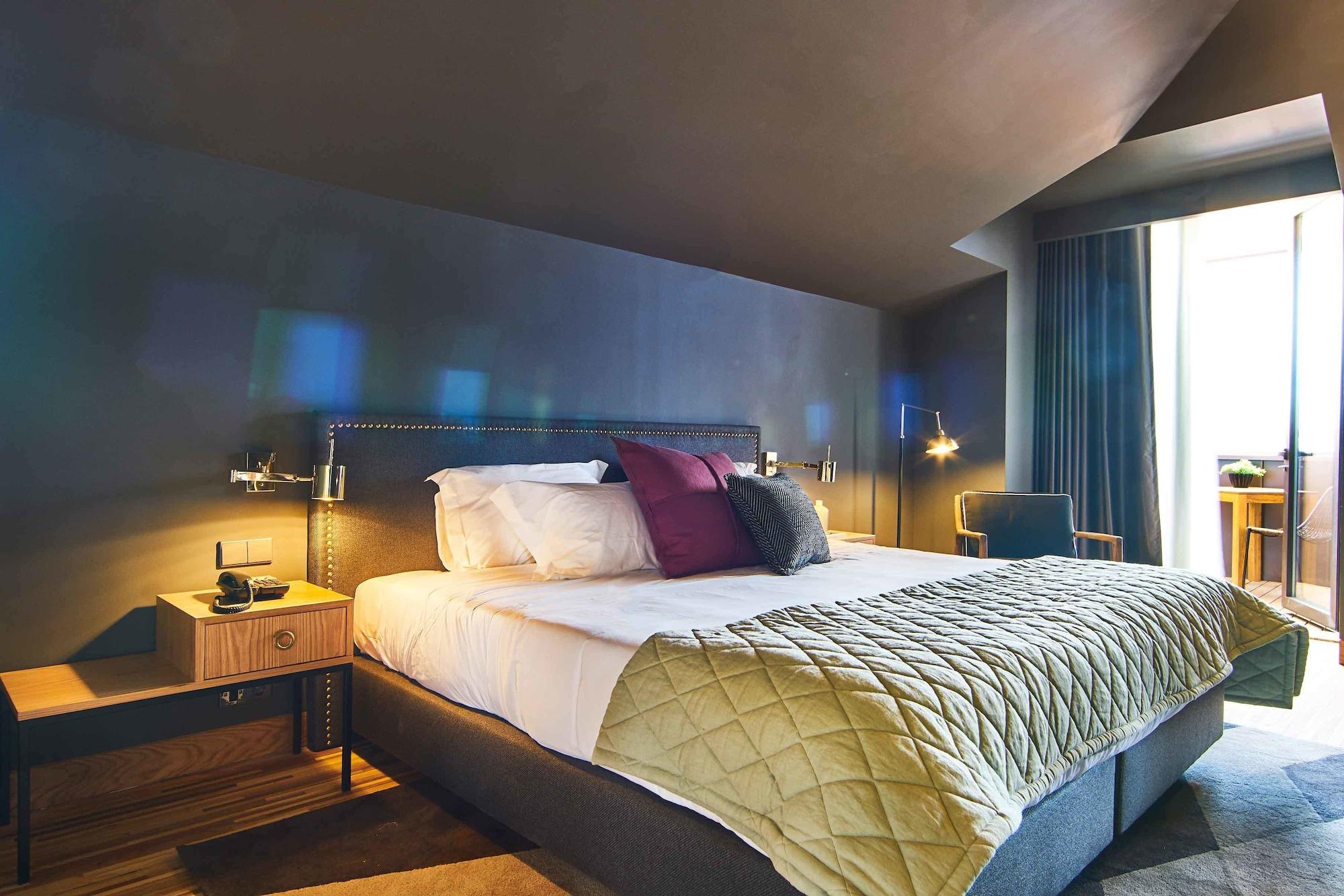 Deluxe, Executive, River View, Balcony