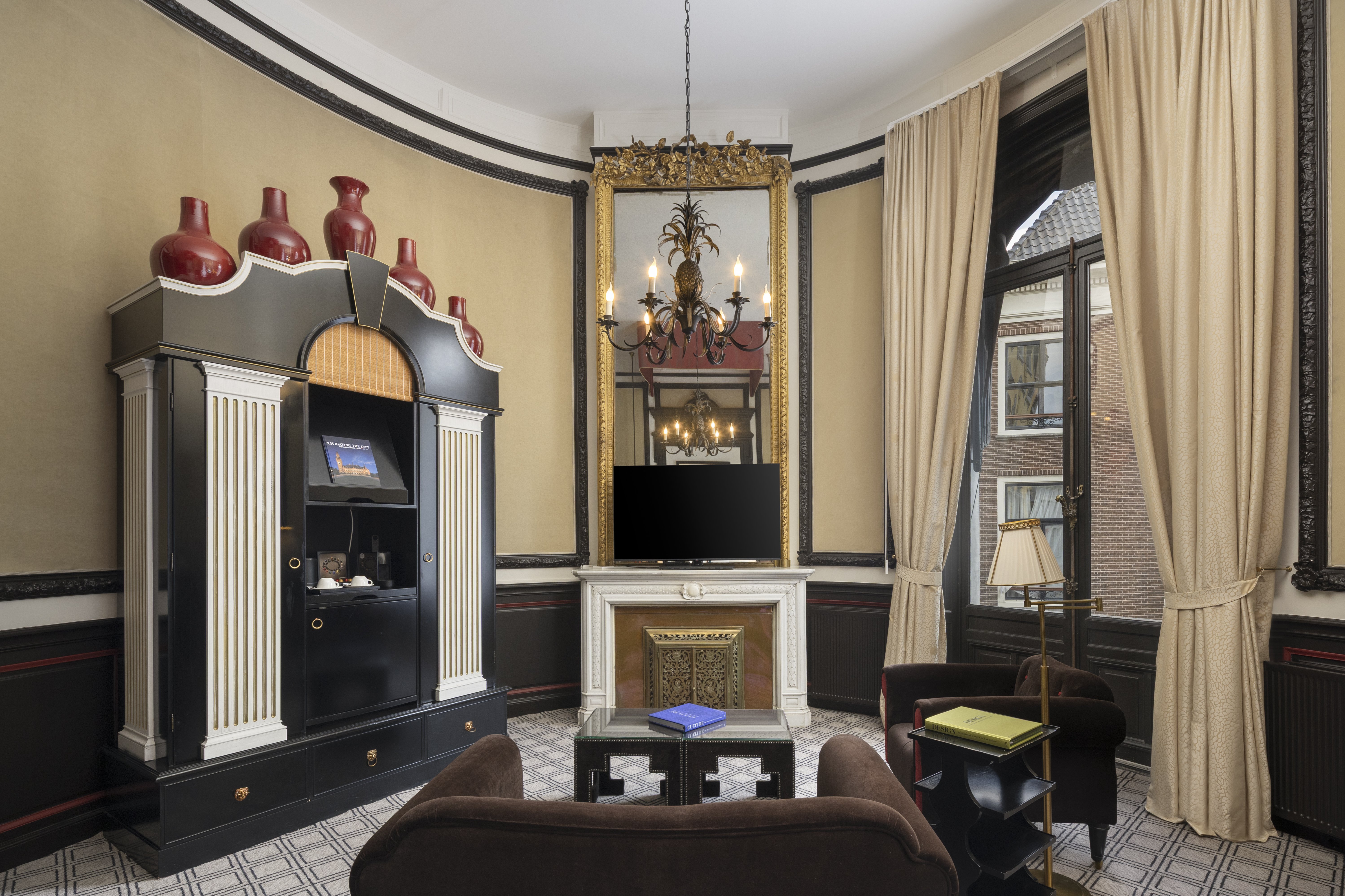 Hotel Des Indes The Hague The Leading Hotels of the World 42/46
