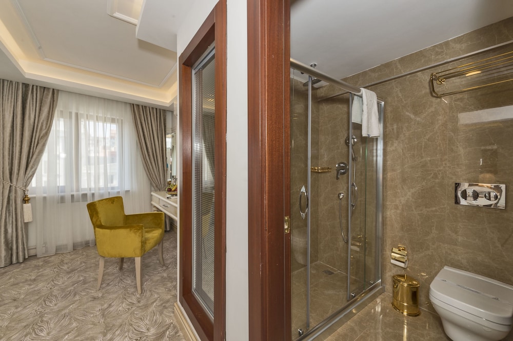 Eskar Hotel 73/78