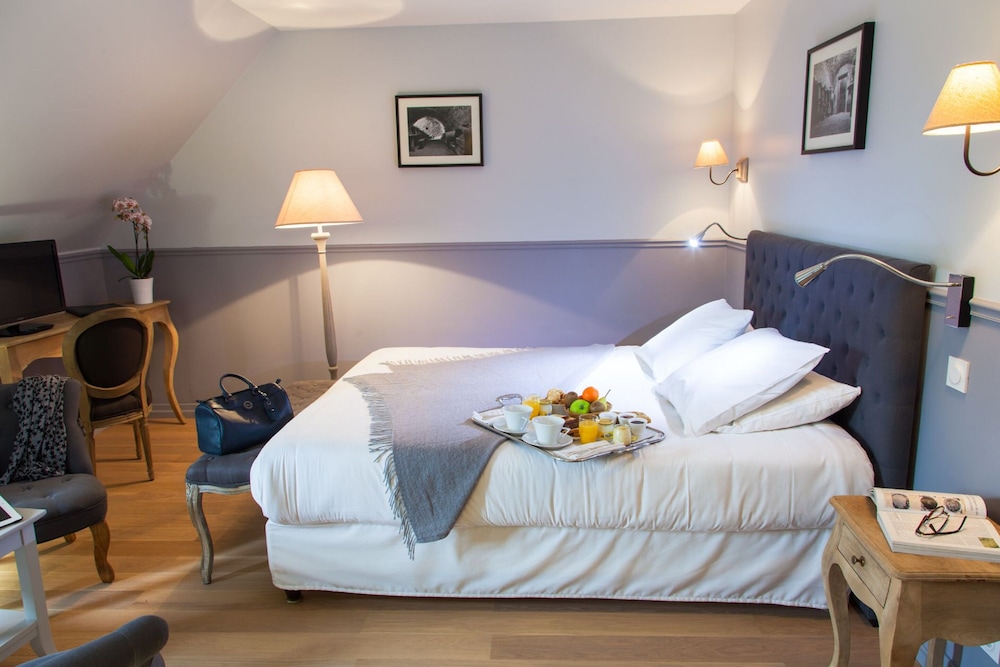 غرفة غراند كومفورت بسرير مزدوج، HOSTELLERIE DES CLOS 2/6