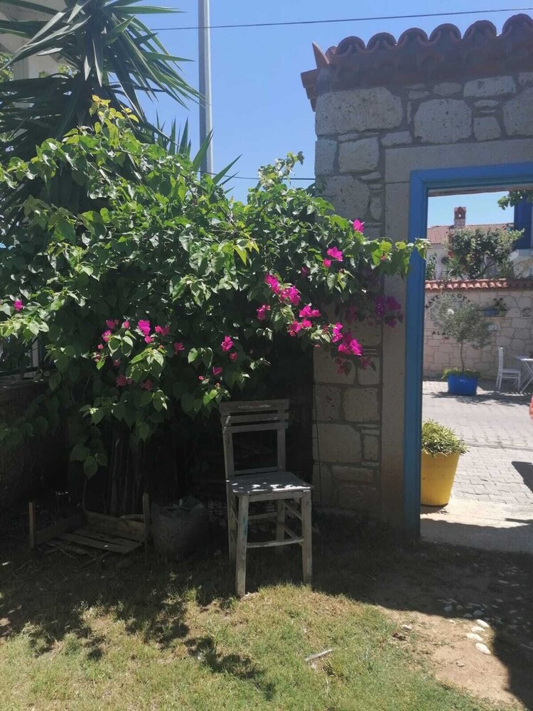 Nano Hotel 43/50