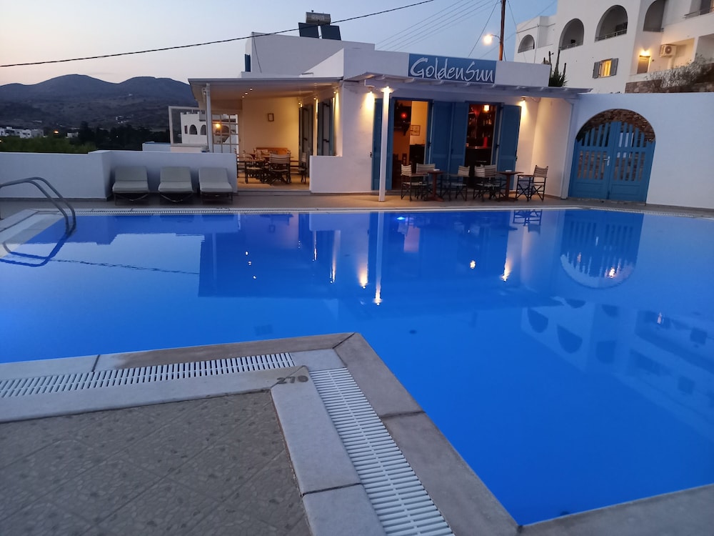 Golden Sun Hotel 3/56