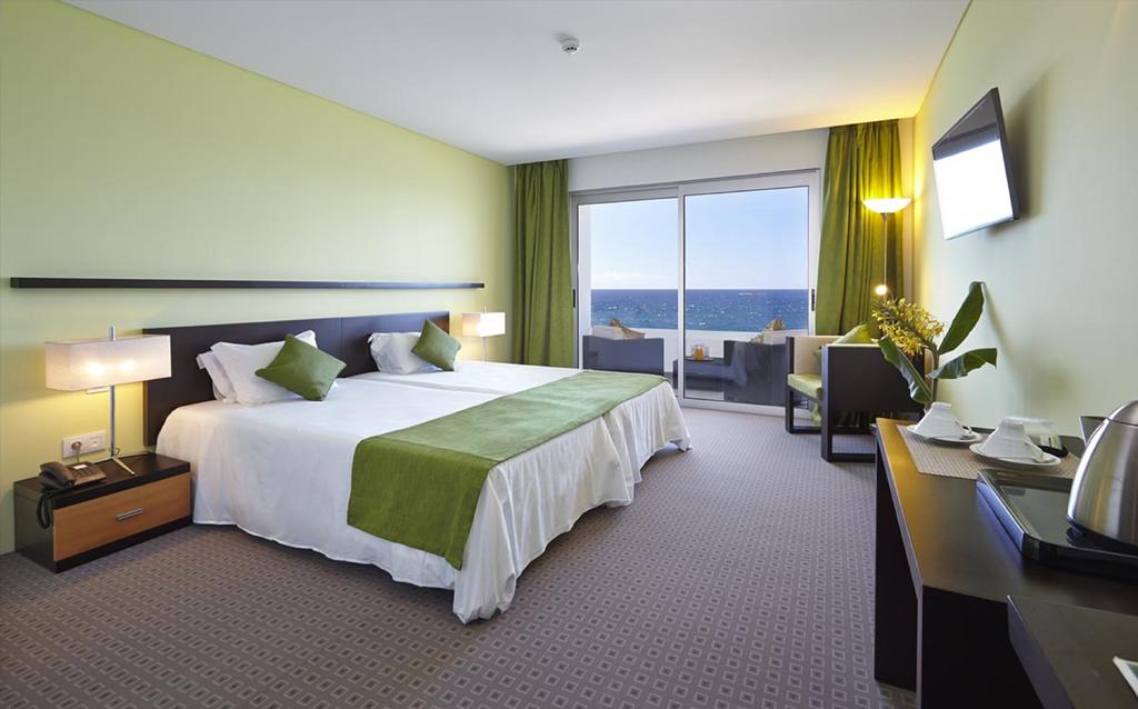 Room, Triple, Sea View