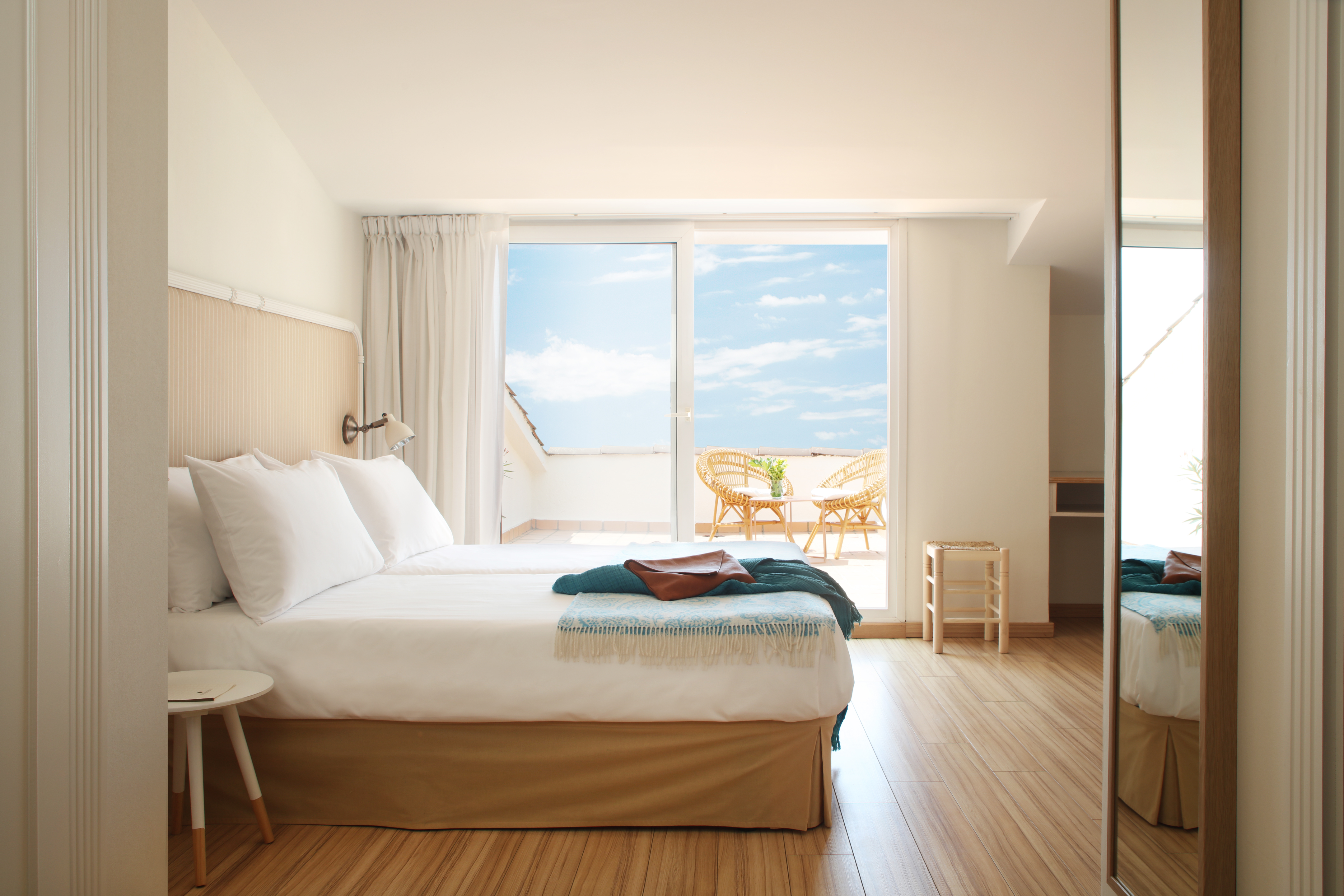 SUPERIOR, DOUBLE BED, TERRACE