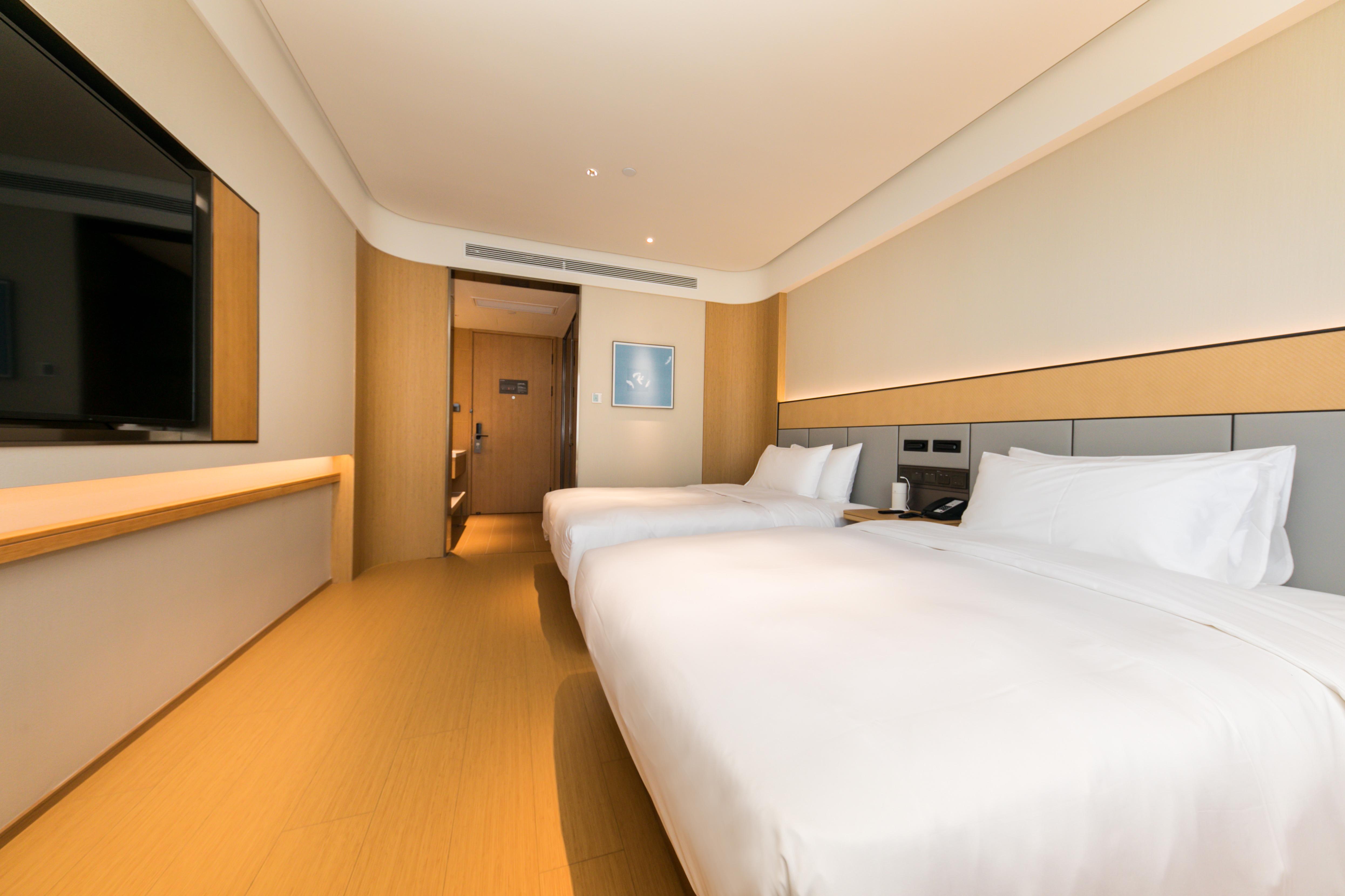 White Palace Hotel Nanjing 6/43