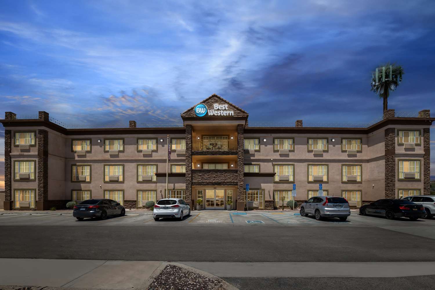 Best Western El Centro Inn 33/35