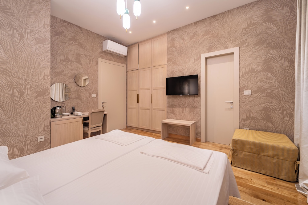 Tifani Luxury Rooms 25/50