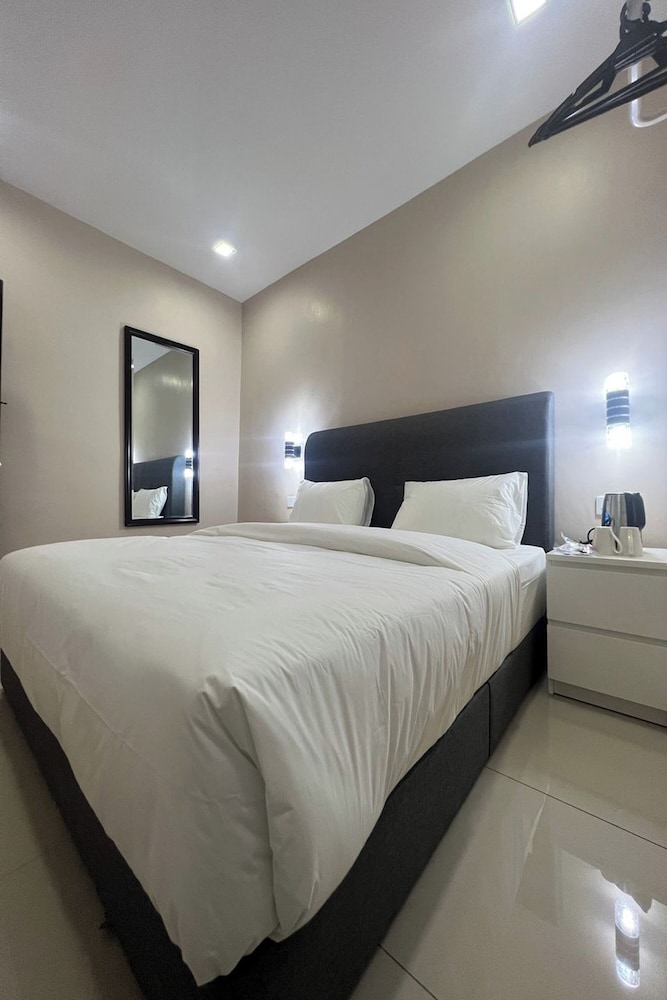 M S Hotel Tengku Kelana KTM Klang 7/31